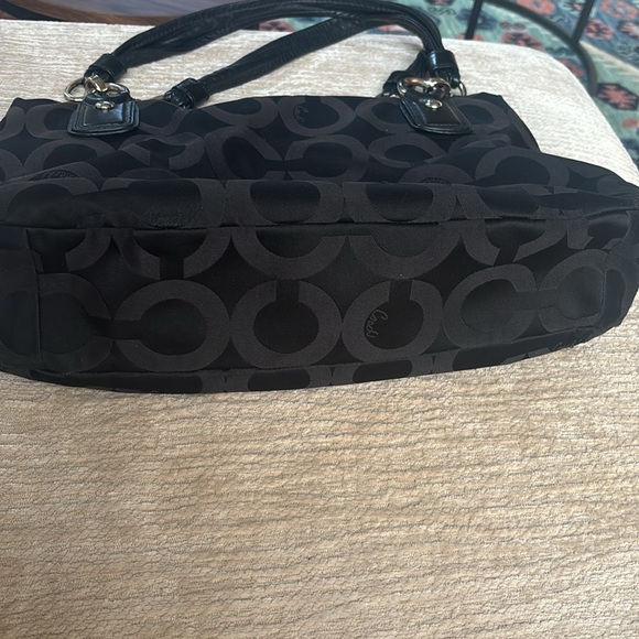 COACH Handbag - Picture 4 of 7